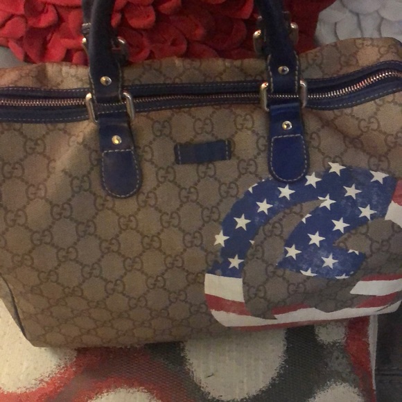 Gucci Boston America Flag - Picture 2 of 12